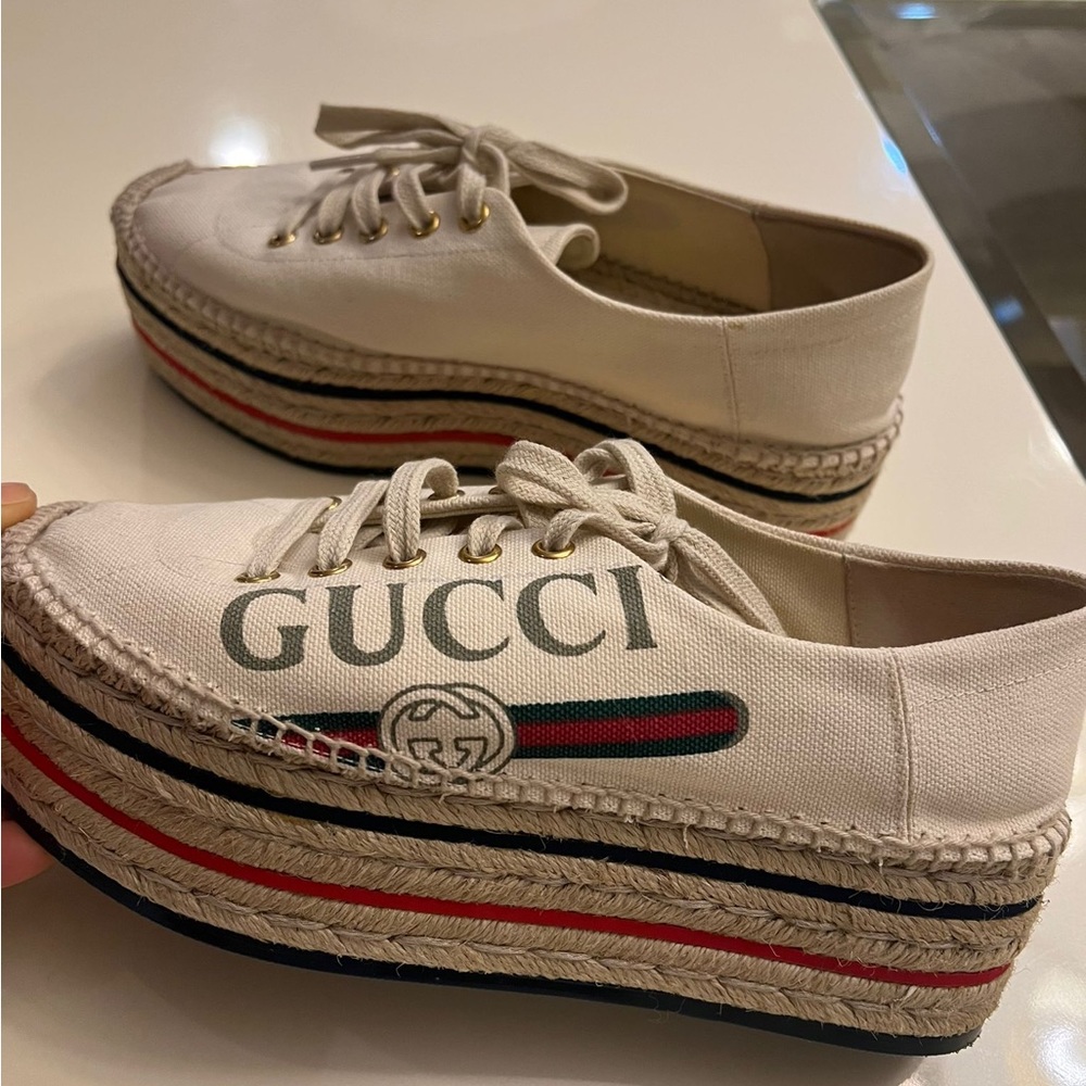Gucci espadrilles, used once. Excellent condition. Size 37
